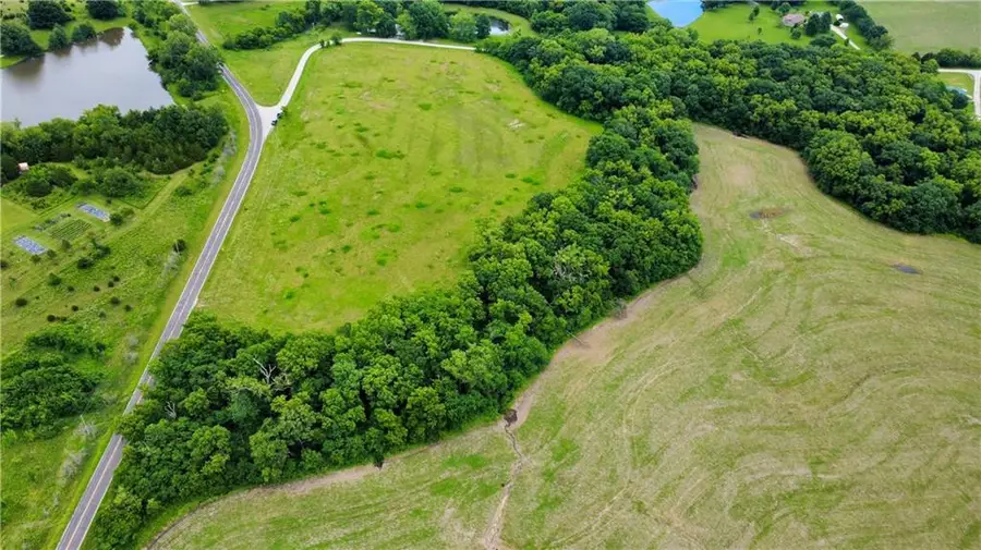 8787 SE V Highway, Lathrop, MO 64465 - #3