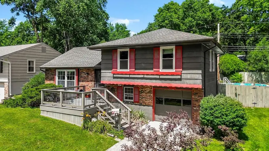 8320 E 133rd Street, Grandview, MO 64030 - #2