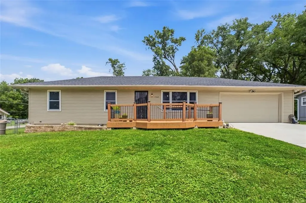7368 Yecker Avenue, Kansas City, KS 66109 - #1
