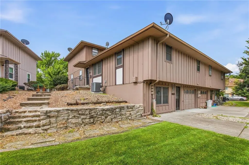 11260 E 71st Terrace, Raytown, MO 64133 - #1