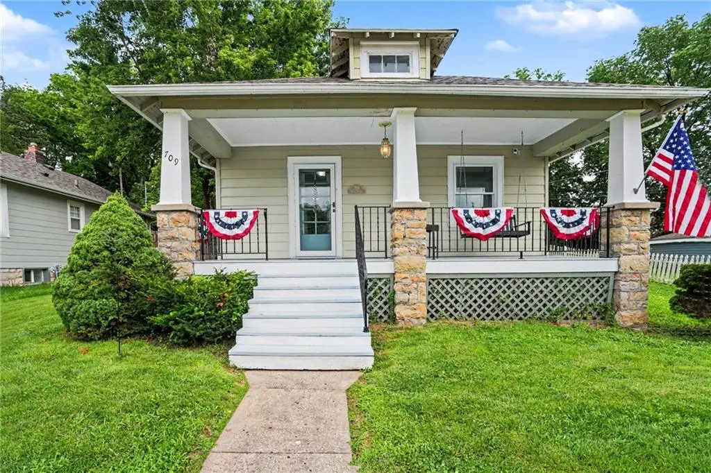 709 4th Street, Platte City, MO 64079 - #1