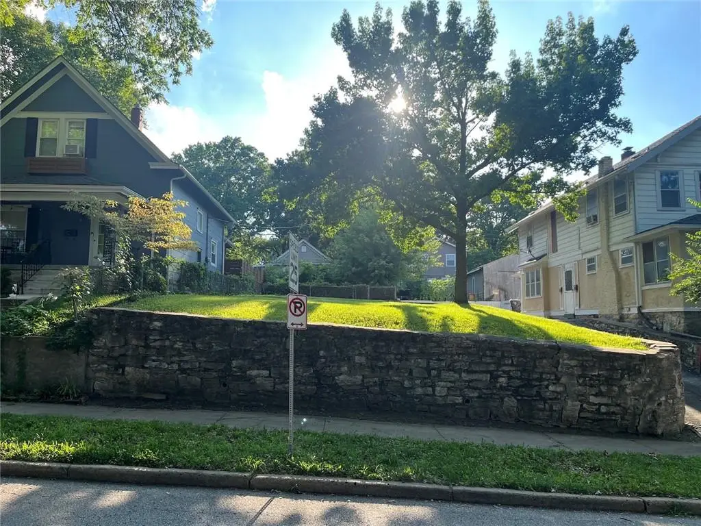 4514 Terrace Street, Kansas City, MO 64111 - #1