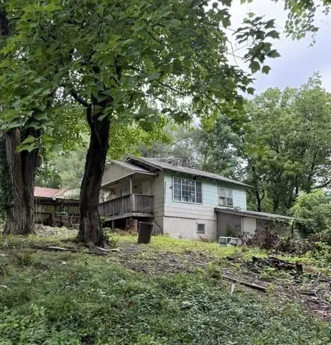 3922 Delavan Avenue, Kansas City, KS 66104 - #3