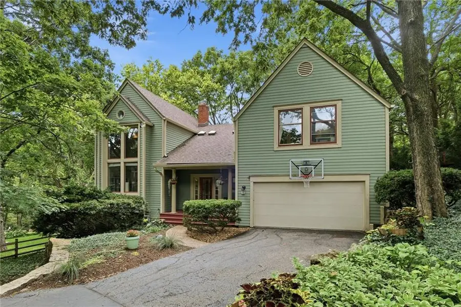 3301 Riverview Road, Lawrence, KS 66049 - #2