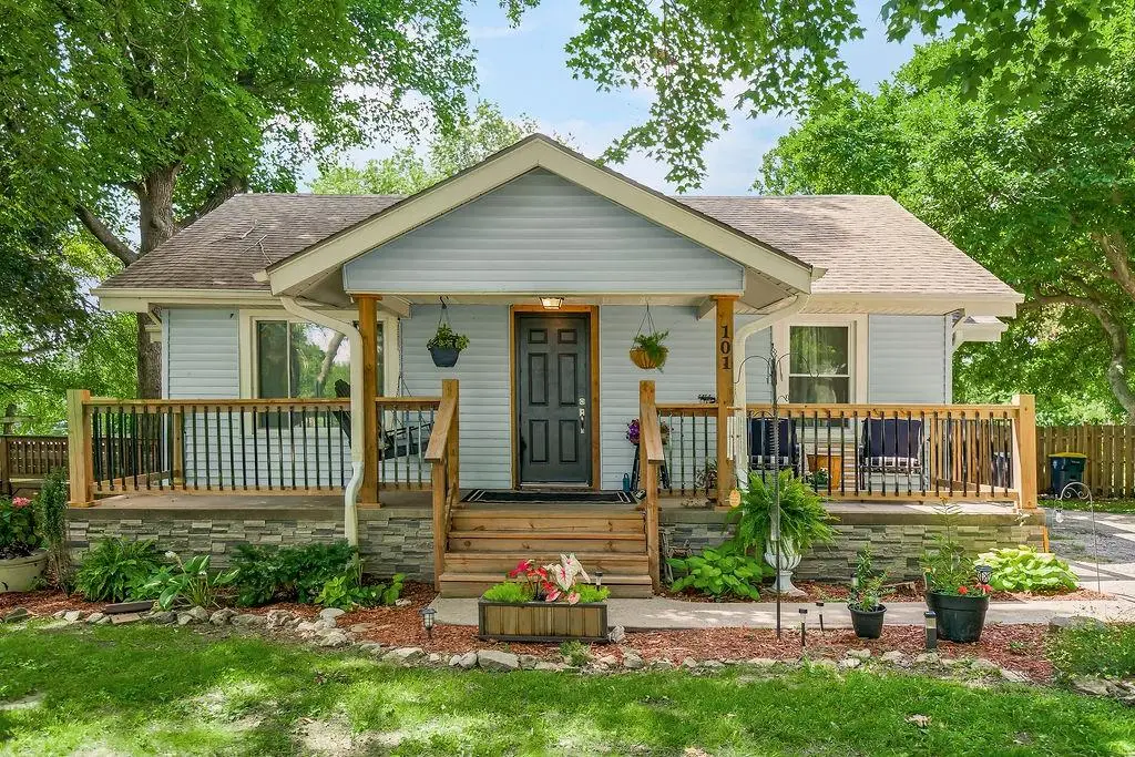 101 NE 83rd Street, Kansas City, MO 64118 - #1