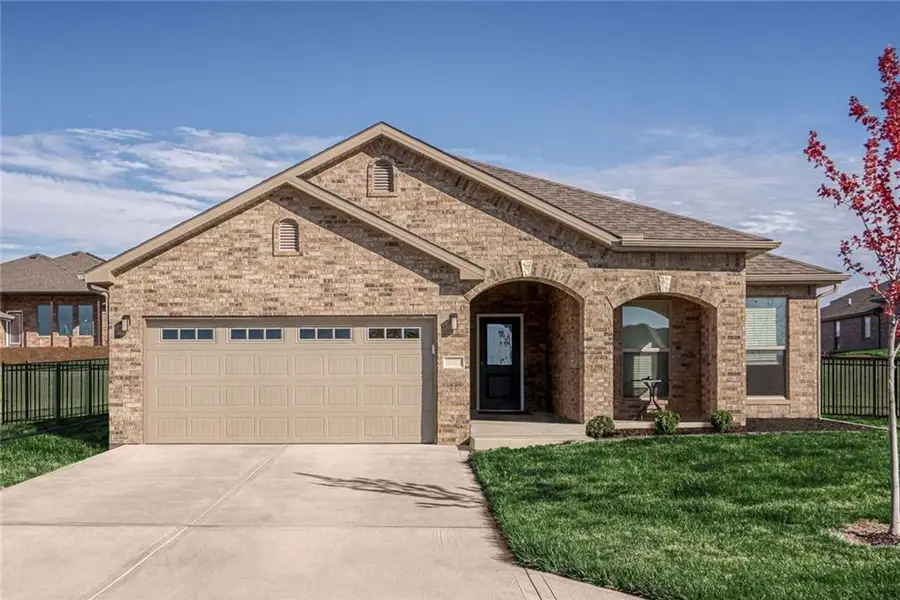 25241 W 92nd Terrace, Lenexa, KS 66227 - #2