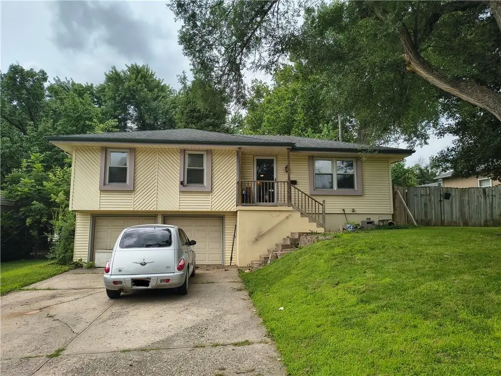 16309 E 34th Street, Independence, MO 64055 - #1