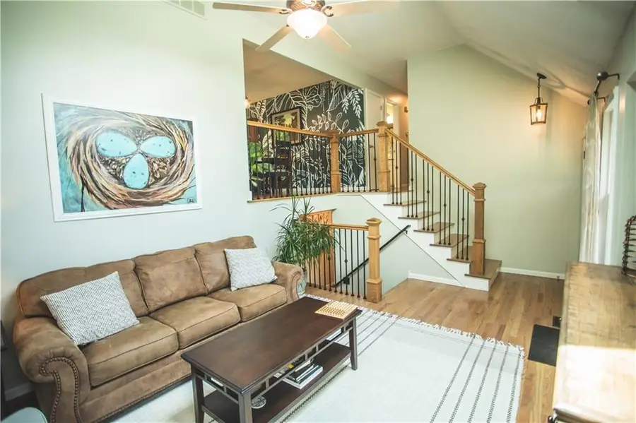 3614 Robin Lane, Saint Joseph, MO 64506 - #3