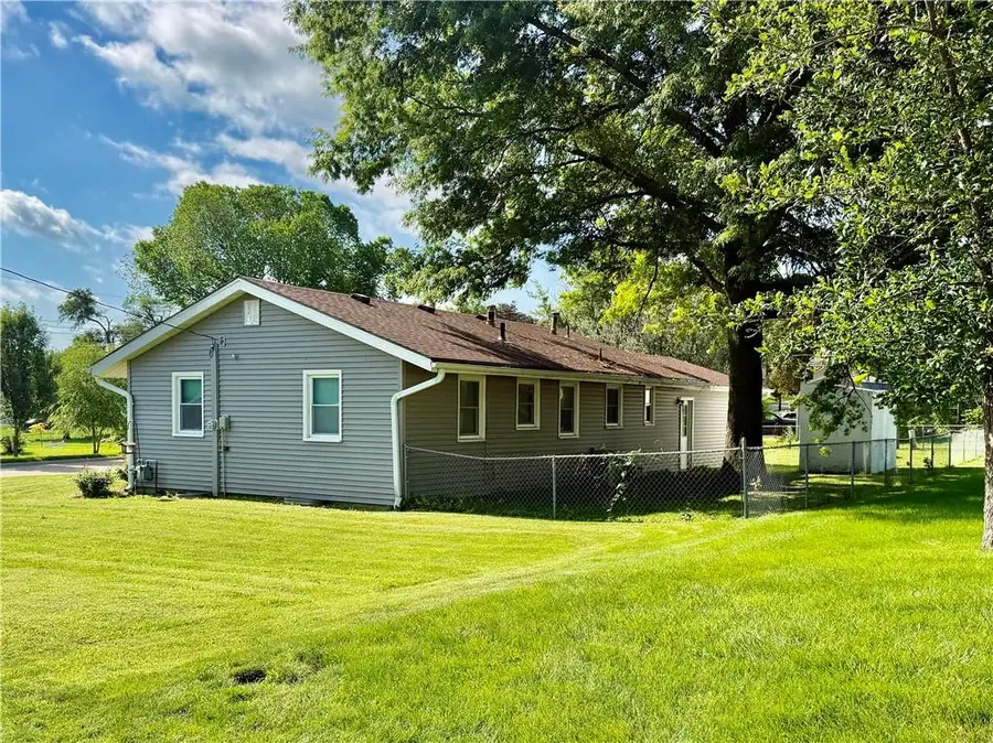 320 N Alvin Street, Maryville, MO 64468 - #3