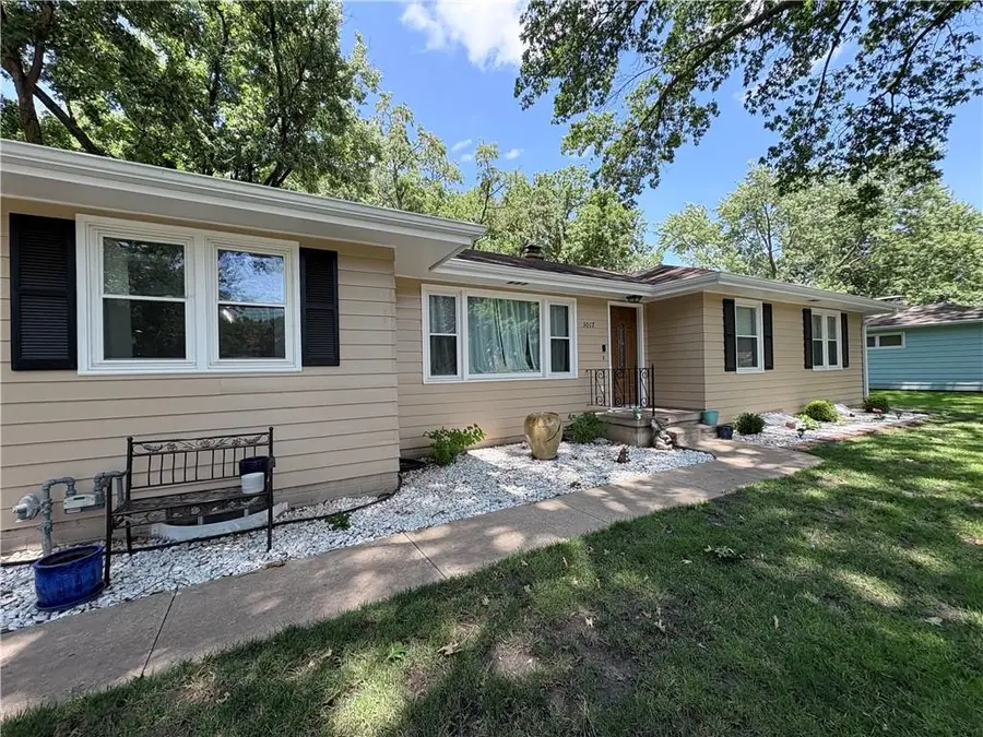 3017 Parkway A Street, Saint Joseph, MO 64507 - #3