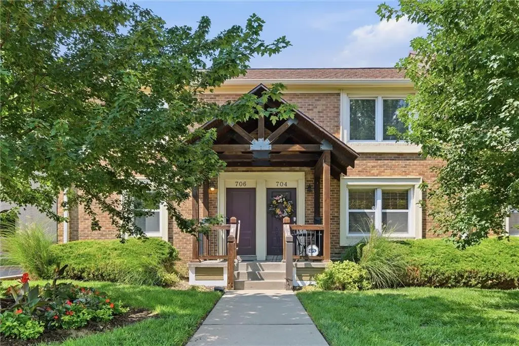 706 W 46th Street #706, Kansas City, MO 64112 - #1