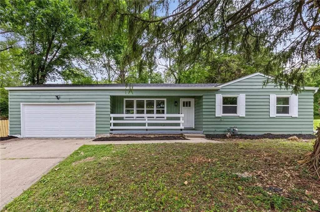 3005 N 82nd Terrace, Kansas City, KS 66109 - #1