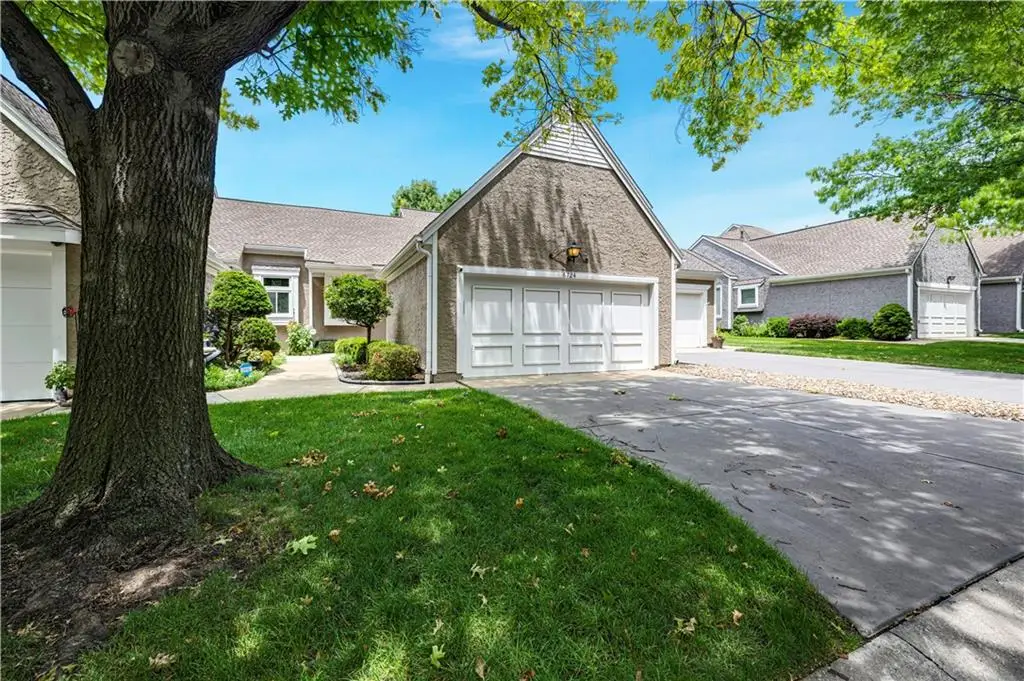 6724 W 126th Court, Leawood, KS 66209 - #1