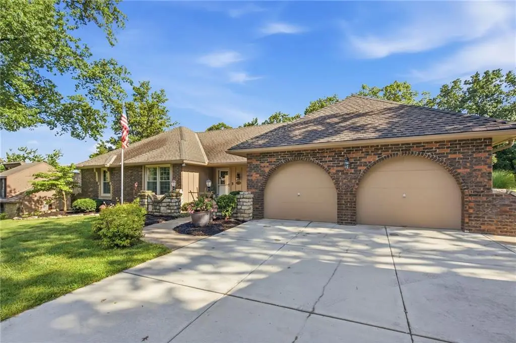 12338 Pinehurst Drive, Kansas City, KS 66109 - #1