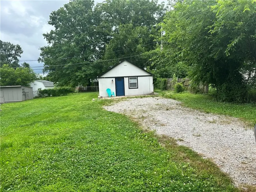 1133 S Haden Street, Independence, MO 64050 - #2