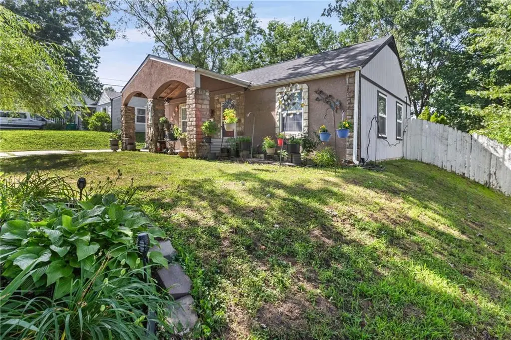 5010 Harmony Drive, Kansas City, KS 66106 - #1