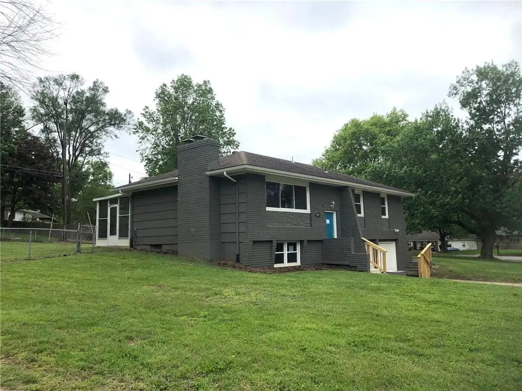 908 SW 14th St Terrace, Lees Summit, MO 64015 - #1