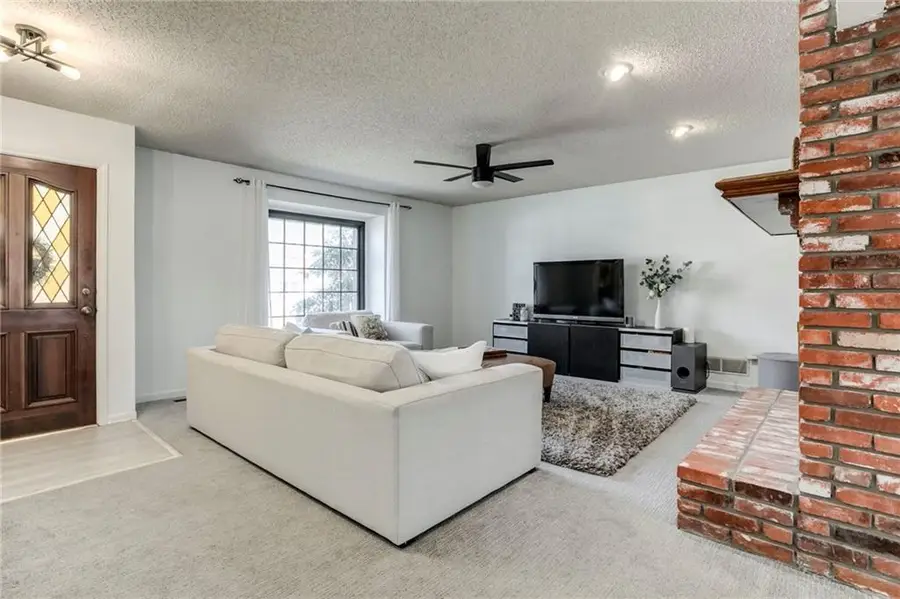 7415 W 74th Street, Overland Park, KS 66204 - #3