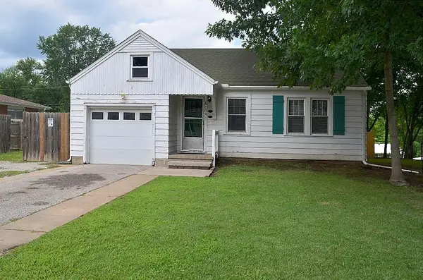 5108 NE 46th Street, Kansas City, MO 64117