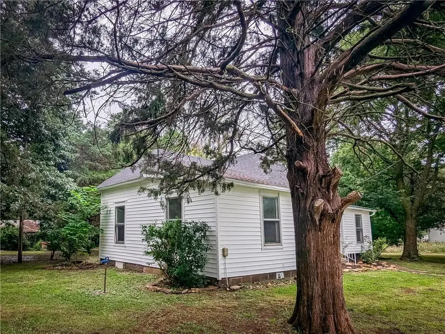 531 E Elm Street, Moundville, MO 64771 - #3