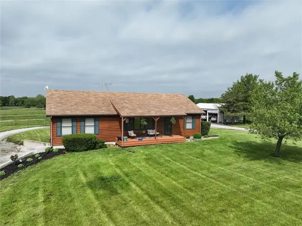 29710 Oak Grove Road, Paola, KS 66071