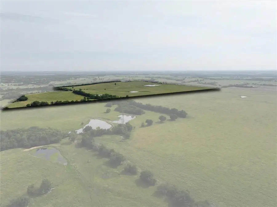 2220 Louisiana Road, Ottawa, KS 66067 - #2