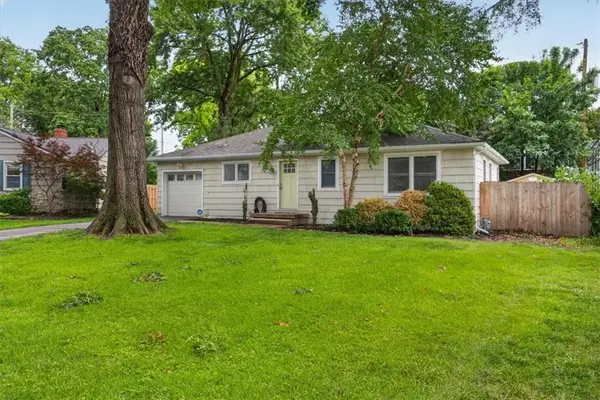 5223 Aberdeen Circle, Fairway, KS 66205