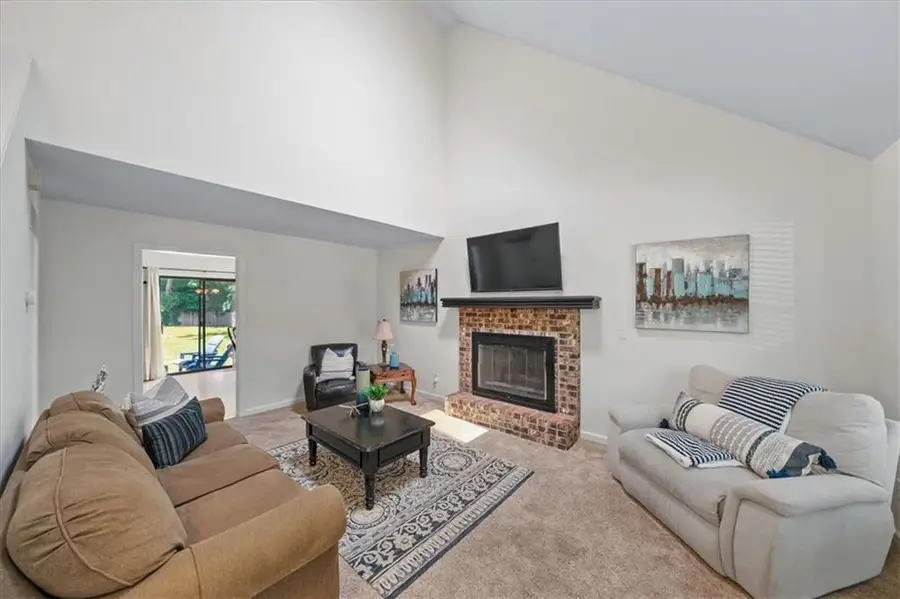 11808 Oakmont Street, Overland Park, KS 66210 - #2