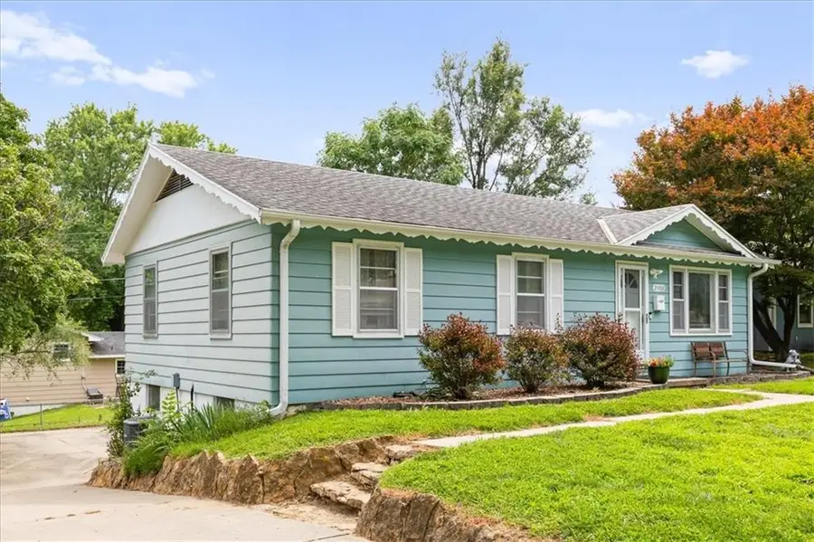 2408 Big Pine Terrace, Saint Joseph, MO 64503 - #3