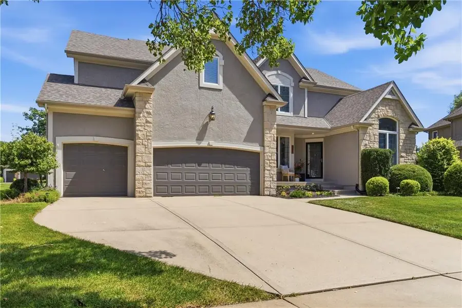 5308 W 161st Street, Overland Park, KS 66085 - #2