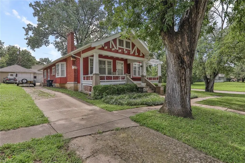 416 S 6th Street, Independence, KS 67301 - #1