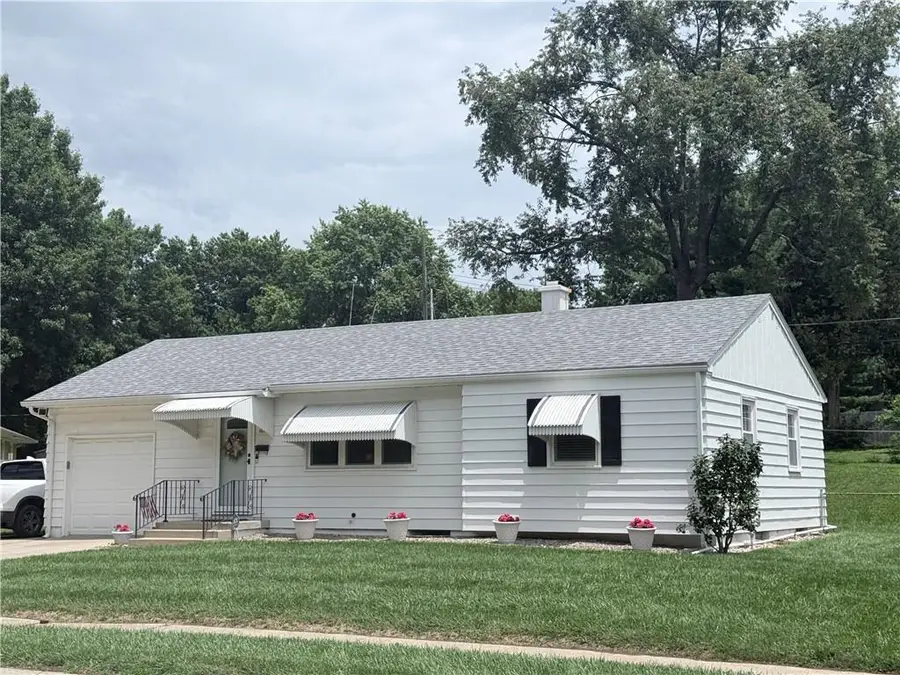 1613 N Mccoy Street, Independence, MO 64050 - #2