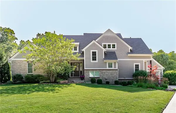 8900 Mohawk Lane, Leawood, KS 66206