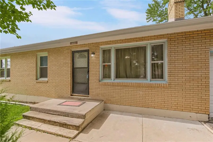 6216 Yecker Avenue, Kansas City, KS 66104 - #2