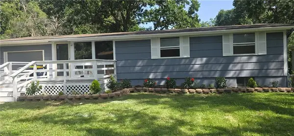3617 NE Cypress Drive, Kansas City, MO 64117