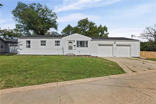 106 15th Street, Osawatomie, KS 66064