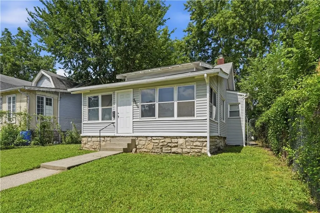 5206 Olive Street, Kansas City, MO 64130 - #1