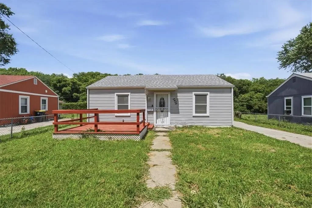 5452 College Avenue, Kansas City, MO 64130 - #1
