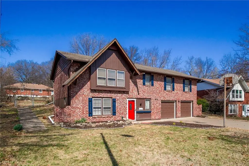 15110 E 43rd Place, Independence, MO 64055 - #1