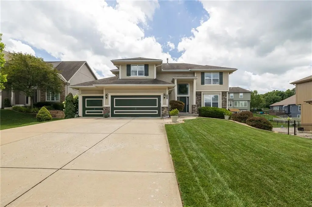 2707 SW 9th Terrace, Lees Summit, MO 64081 - #1