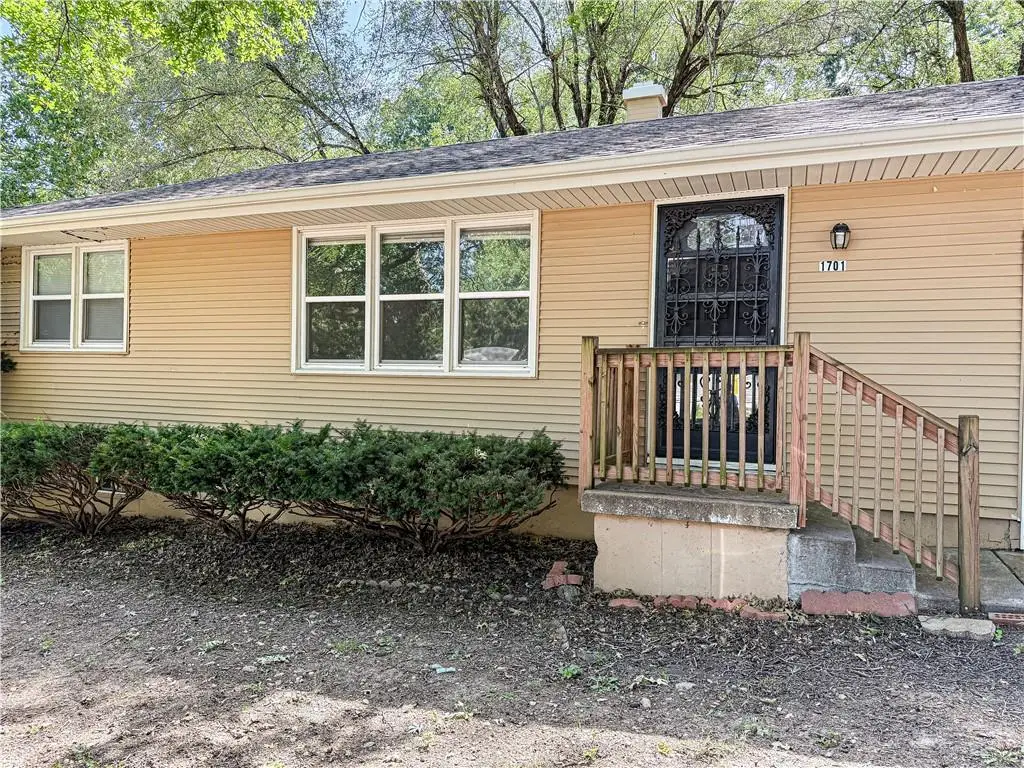 1701 N Kiger Road, Independence, MO 64050 - #1