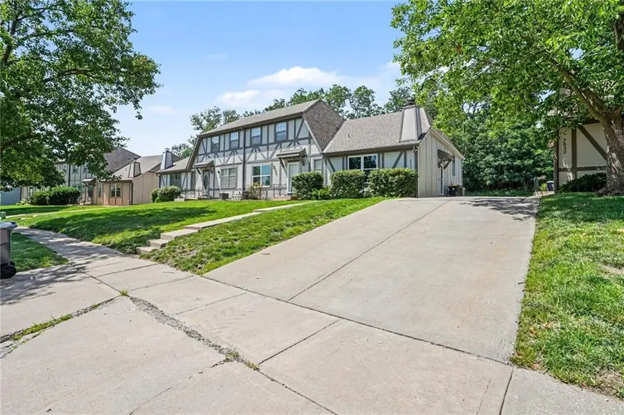 7028 N Fisk Court, Kansas City, MO 64151 - #3