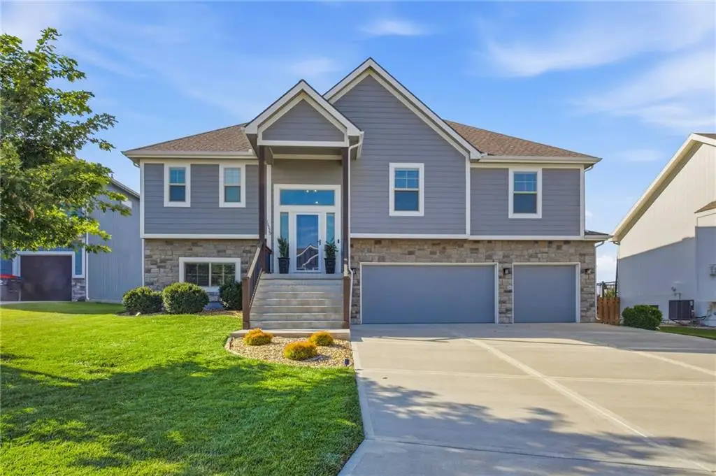 16029 Glenview Street, Basehor, KS 66007 - #1