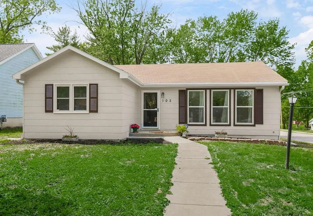 102 S 18th Street, Leavenworth, KS 66048 - #1