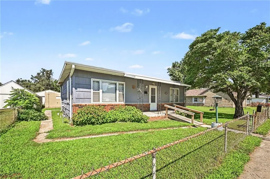 6538 Grant Street, Saint Joseph, MO 64504 - #1