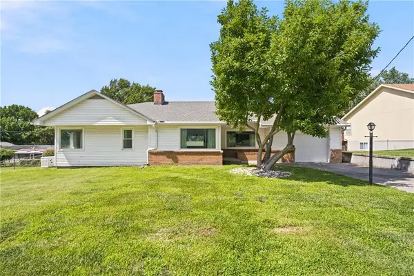 1830 Shawnee Street, Leavenworth, KS 66048