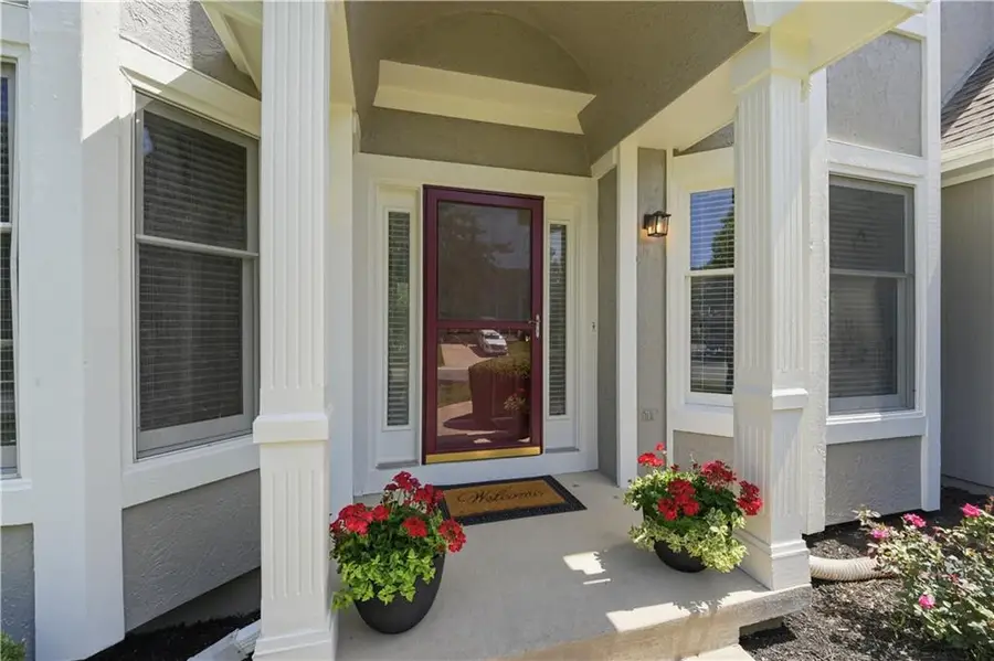 8006 W 122 Terrace, Overland Park, KS 66213 - #3