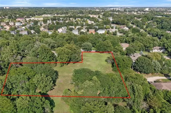 Diane Drive, Olathe, KS 66061