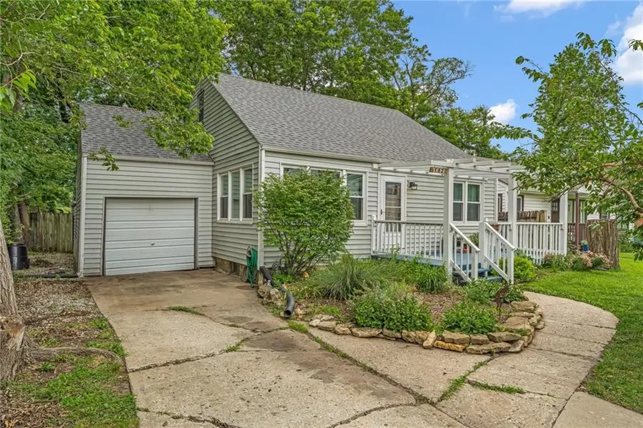 1820 Vermont Street, Lawrence, KS 66044 - #2