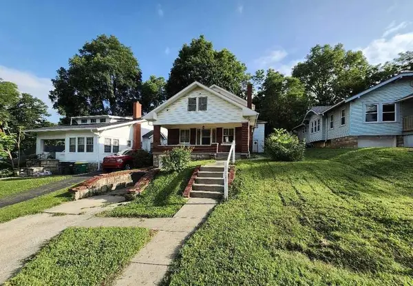 3220 Barber Avenue, Kansas City, KS 66106